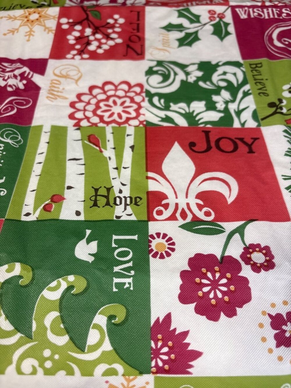 Christmas Patchwork Tablecloth Rectangle 60" X 84" Holiday Peace Love Hope Joy - Picture 8 of 11